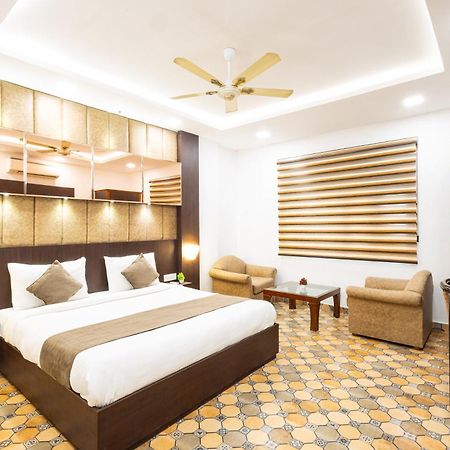 Hotel Panickers Residency - Ajmal Khan Market Near Karol Bagh Metro Delhi Zewnętrze zdjęcie