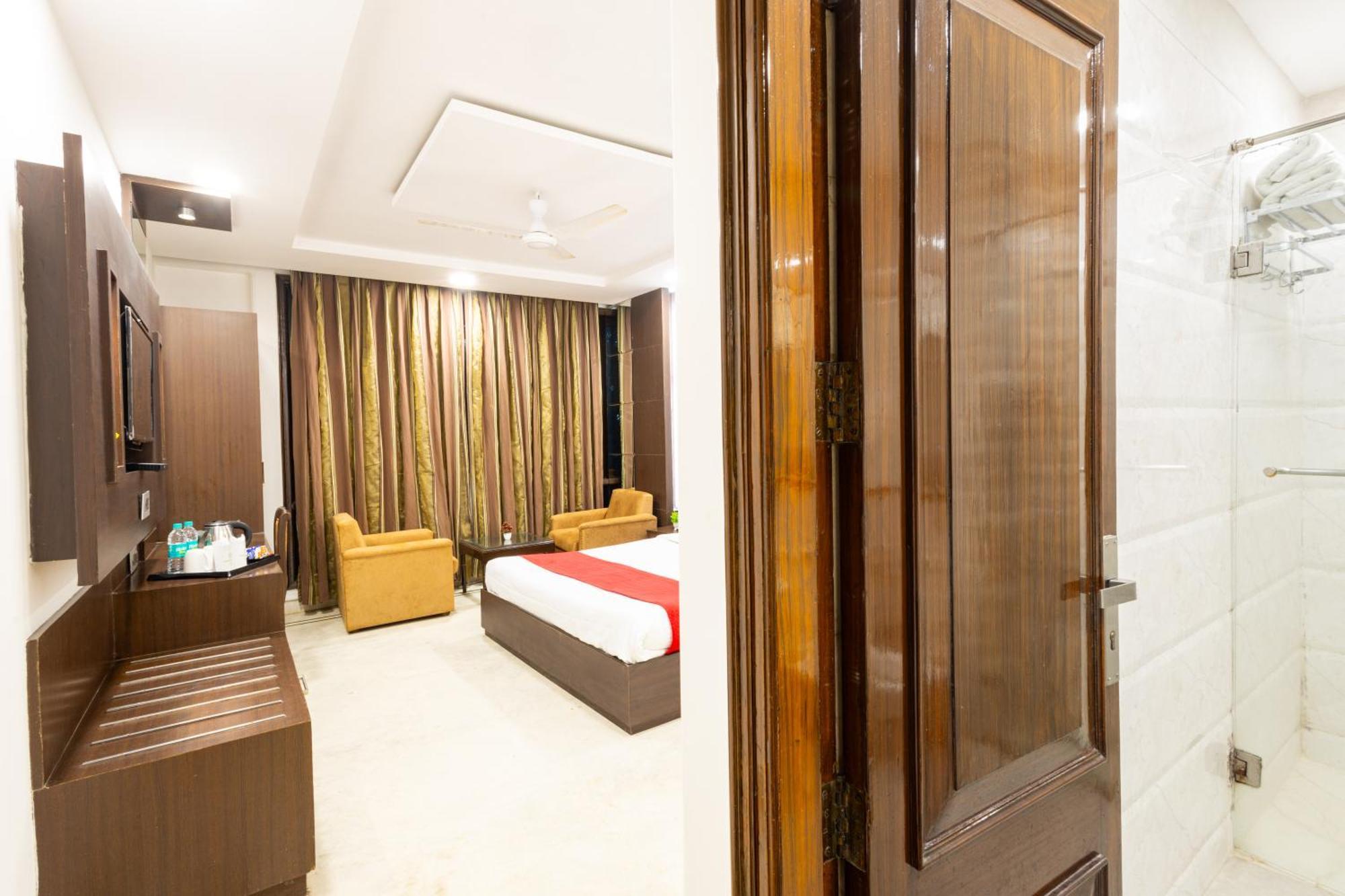 Hotel Panickers Residency - Ajmal Khan Market Near Karol Bagh Metro Delhi Zewnętrze zdjęcie