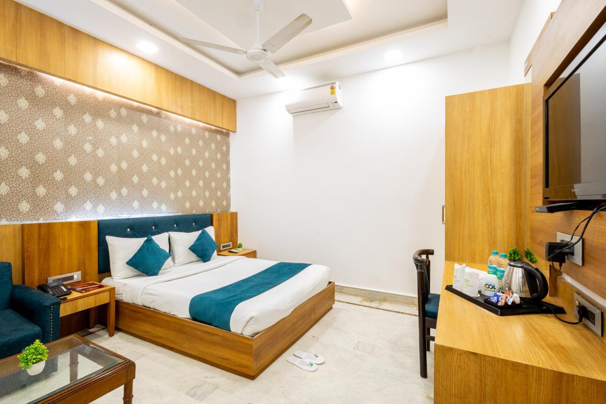 Hotel Panickers Residency - Ajmal Khan Market Near Karol Bagh Metro Delhi Zewnętrze zdjęcie